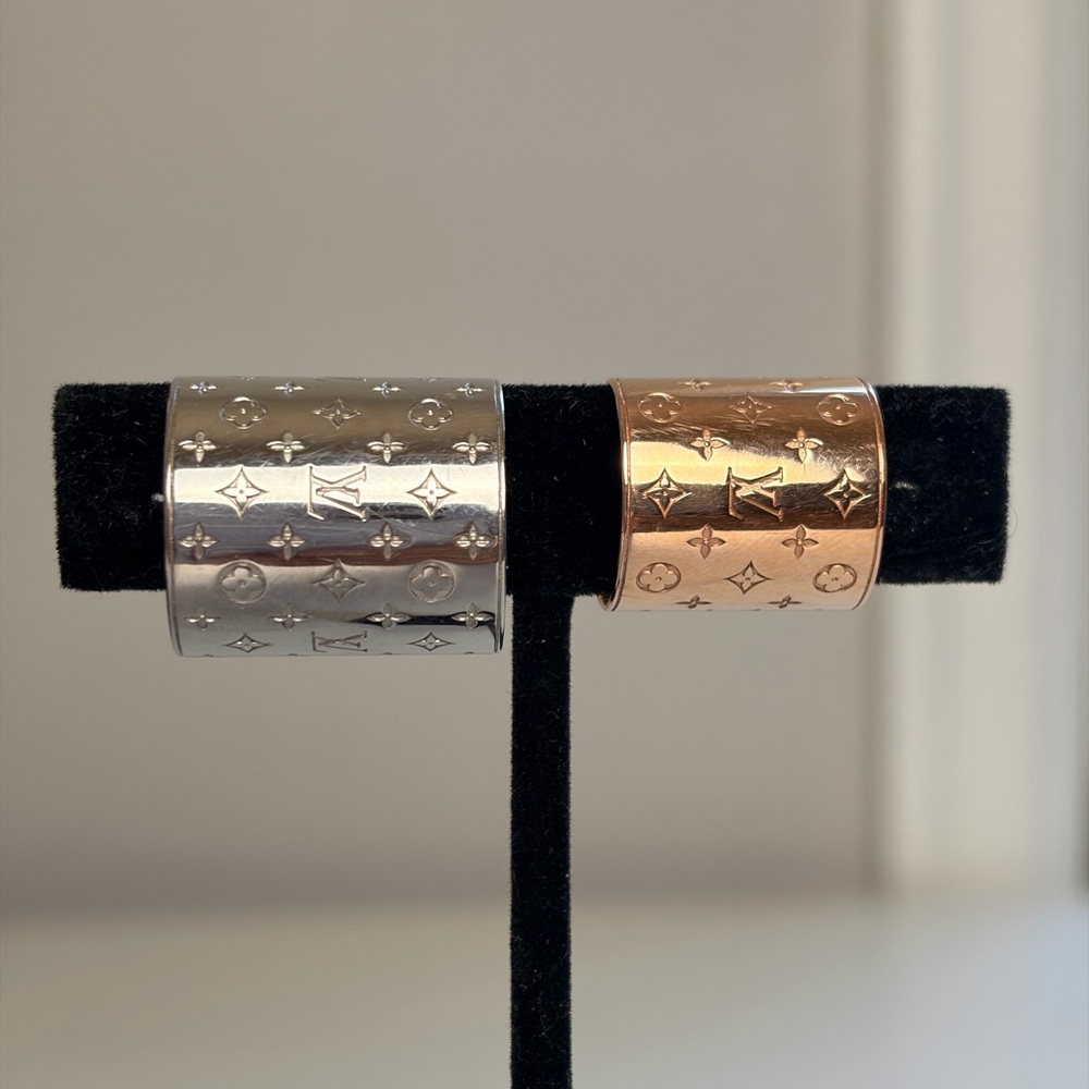 Louis Vuitton Monogram Rings - Picture 3 of 9